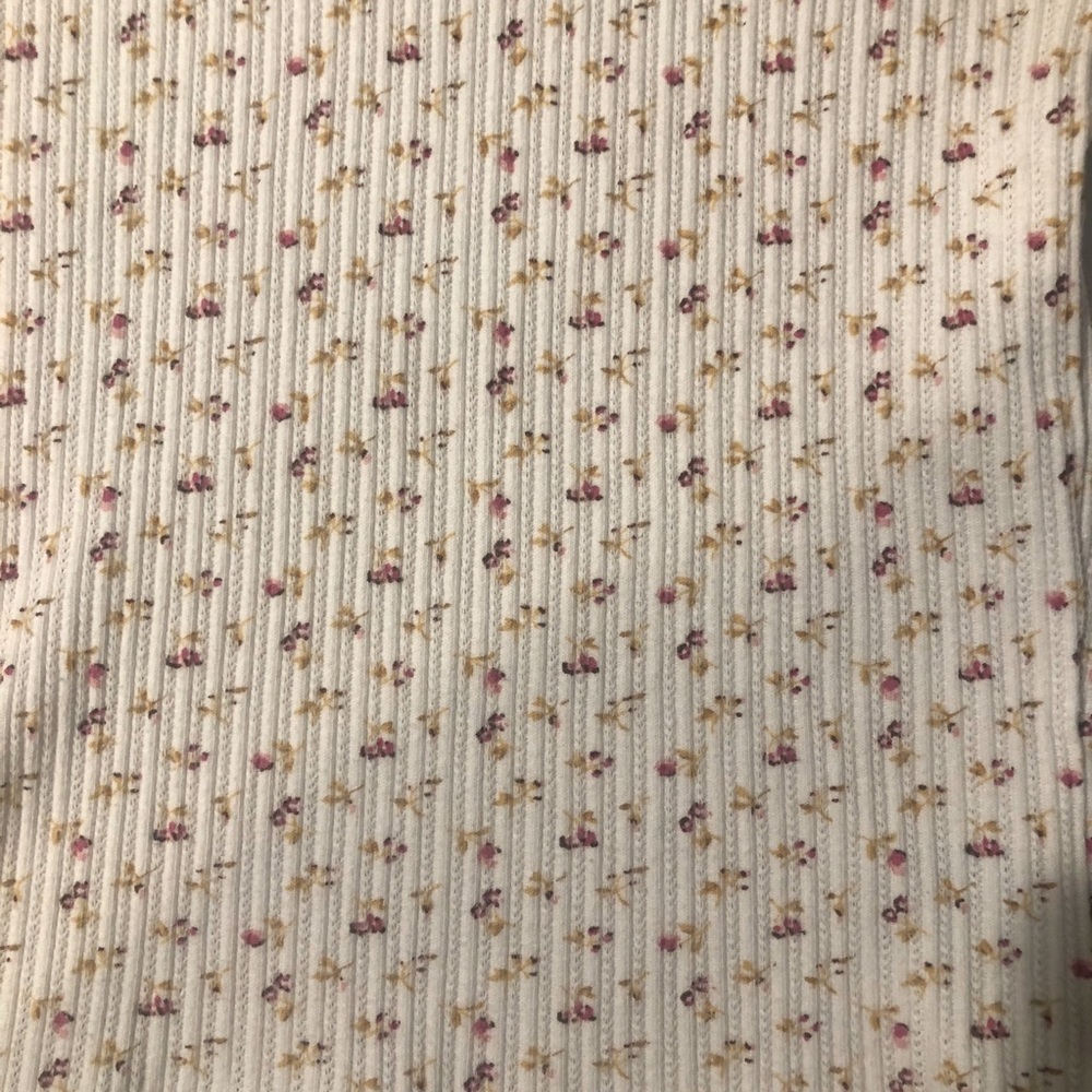 short sleeve floral tee - Picture 2 of 2